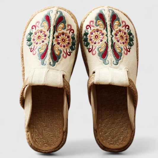 Bestickte Mules Damen – Blumenmuster auf Canvas mit Jutesohle zum Hineinschlüpfen