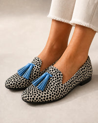 Animal-Print und Blau
