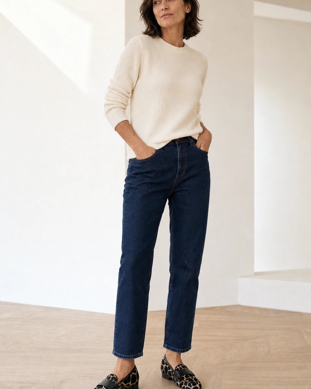 Damen-Loafer im Animal-Look mit schwarzer Einfassung — Produktbild 2