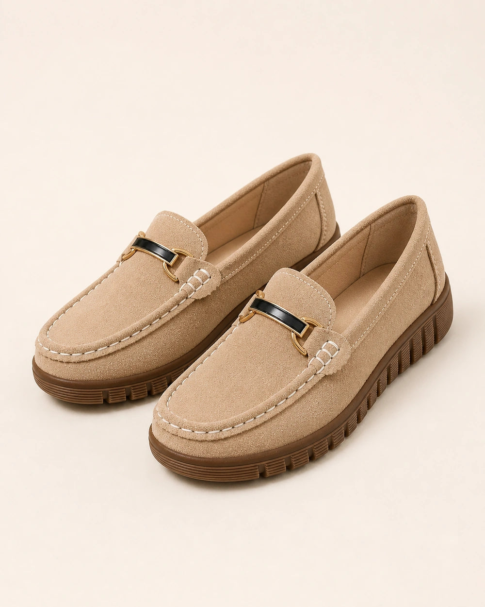 Damen-Loafer mit Chunky-Sohle und goldener Spange — Produktbild 9