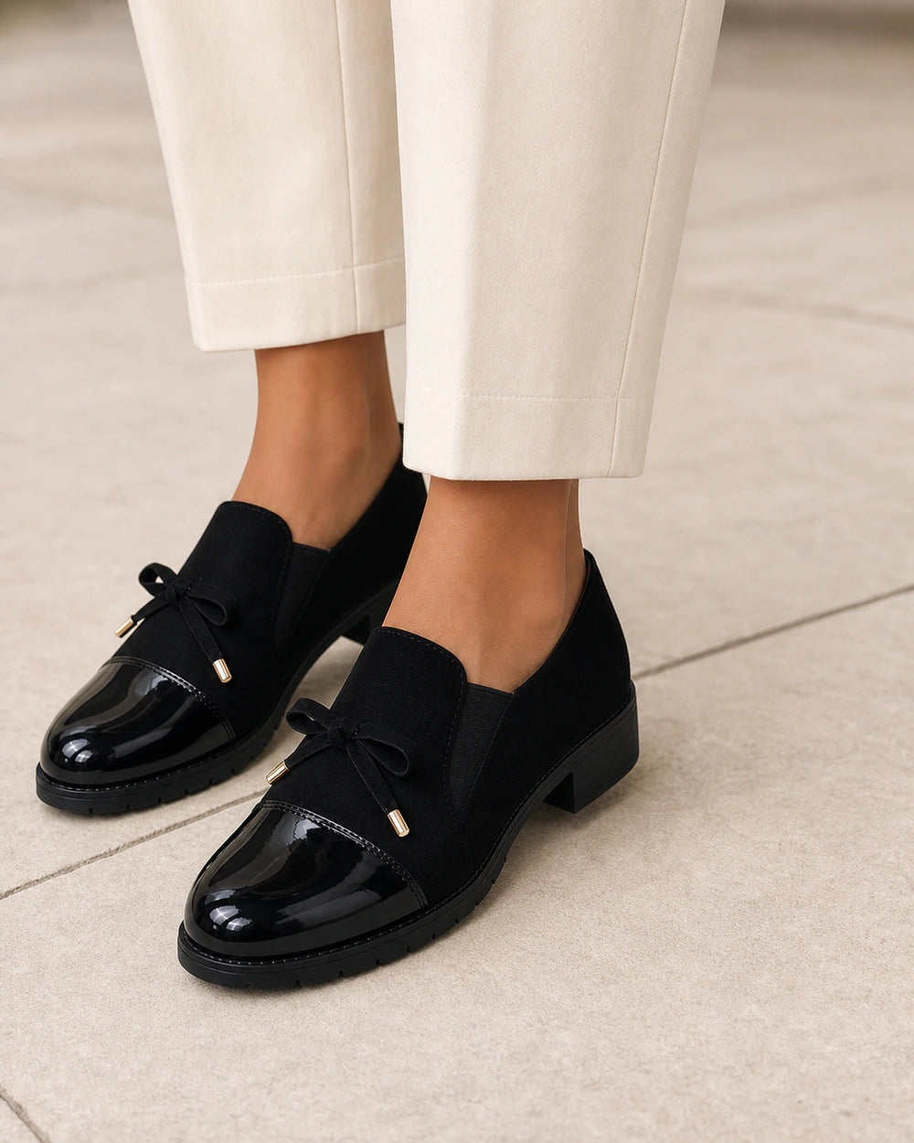 Damen-Loafer mit Lackspitze und Schleife — Produktbild 7