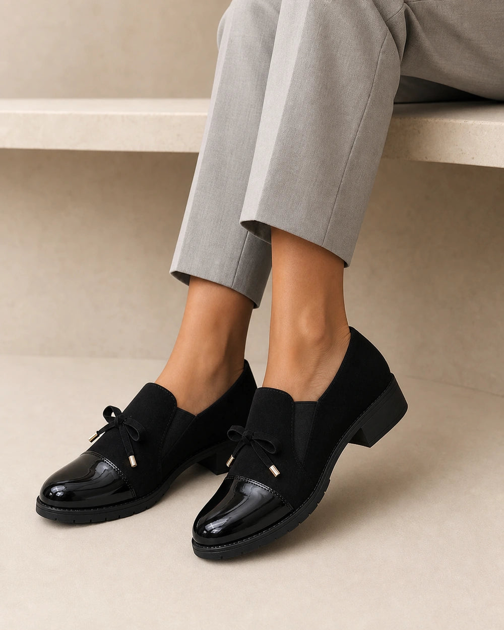 Damen-Loafer mit Lackspitze und Schleife — Produktbild 8
