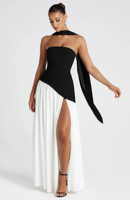 Calista | Elegantes trägerloses Maxikleid mit Korsage, Schal-Detail und Schlitz