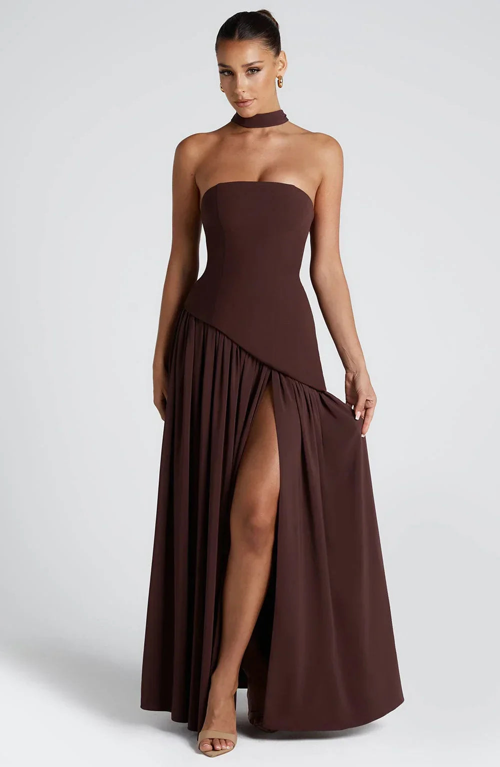 Calista | Elegantes trägerloses Maxikleid mit Korsage, Schal-Detail und Schlitz