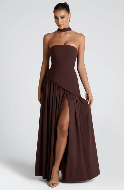 Calista | Elegantes trägerloses Maxikleid mit Korsage, Schal-Detail und Schlitz