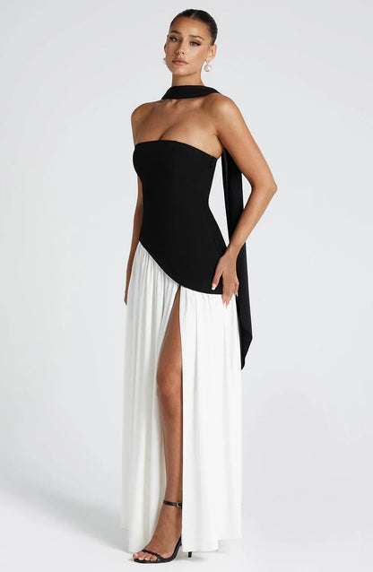 Calista | Elegantes trägerloses Maxikleid mit Korsage, Schal-Detail und Schlitz