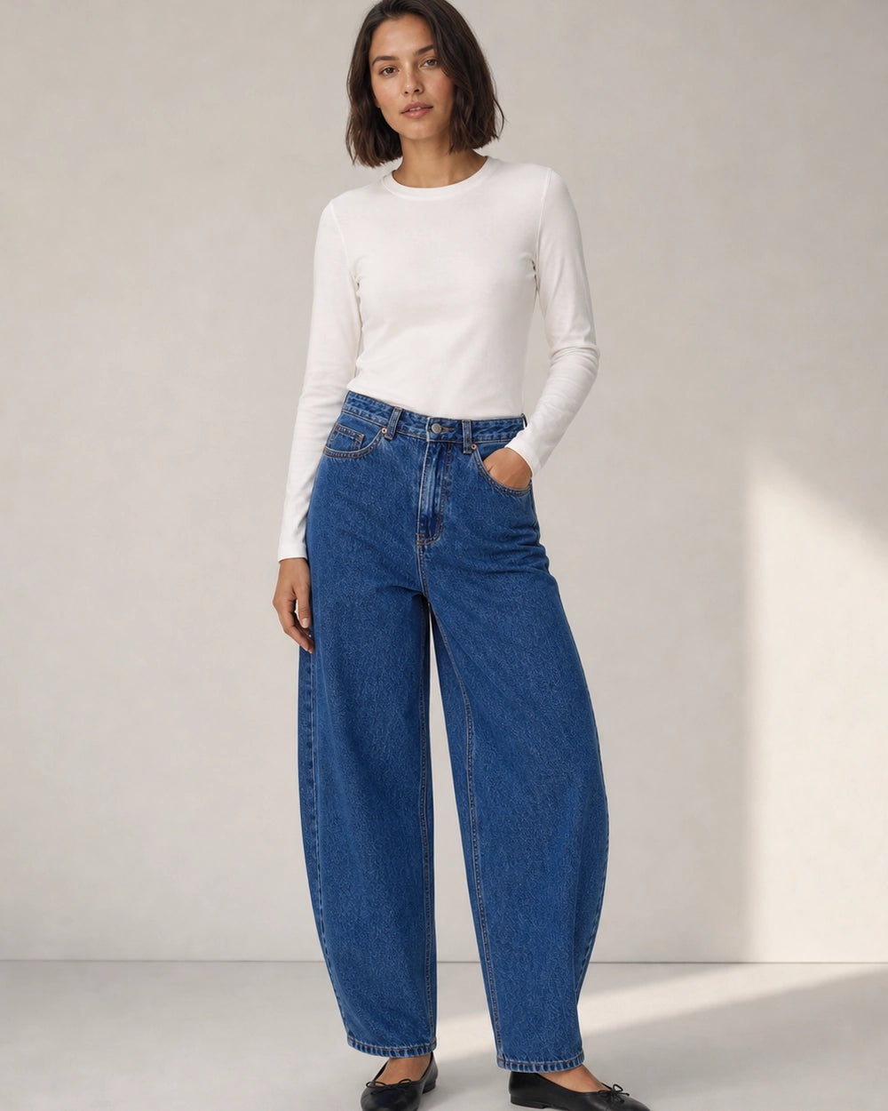 Damen High-Rise Barrel Jeans in Mittelblau — image