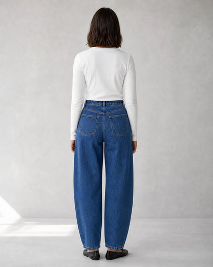 Damen High-Rise Barrel Jeans in Mittelblau — image